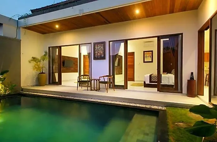 Villa Bougainnvillea Cemagi By Parigata *