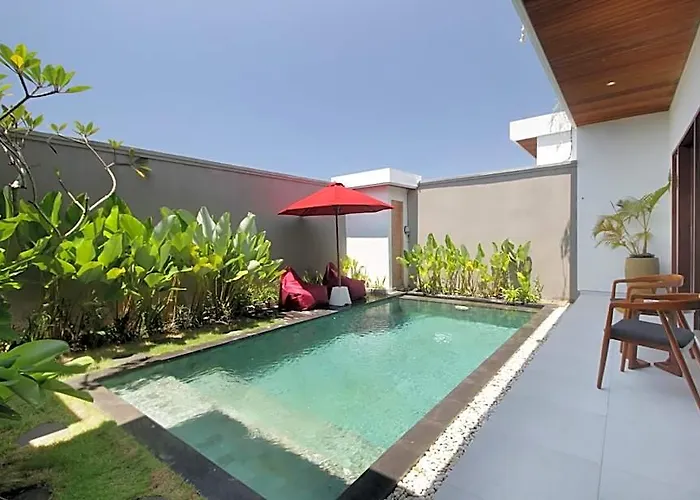 Villa Bougainnvillea Cemagi By Parigata